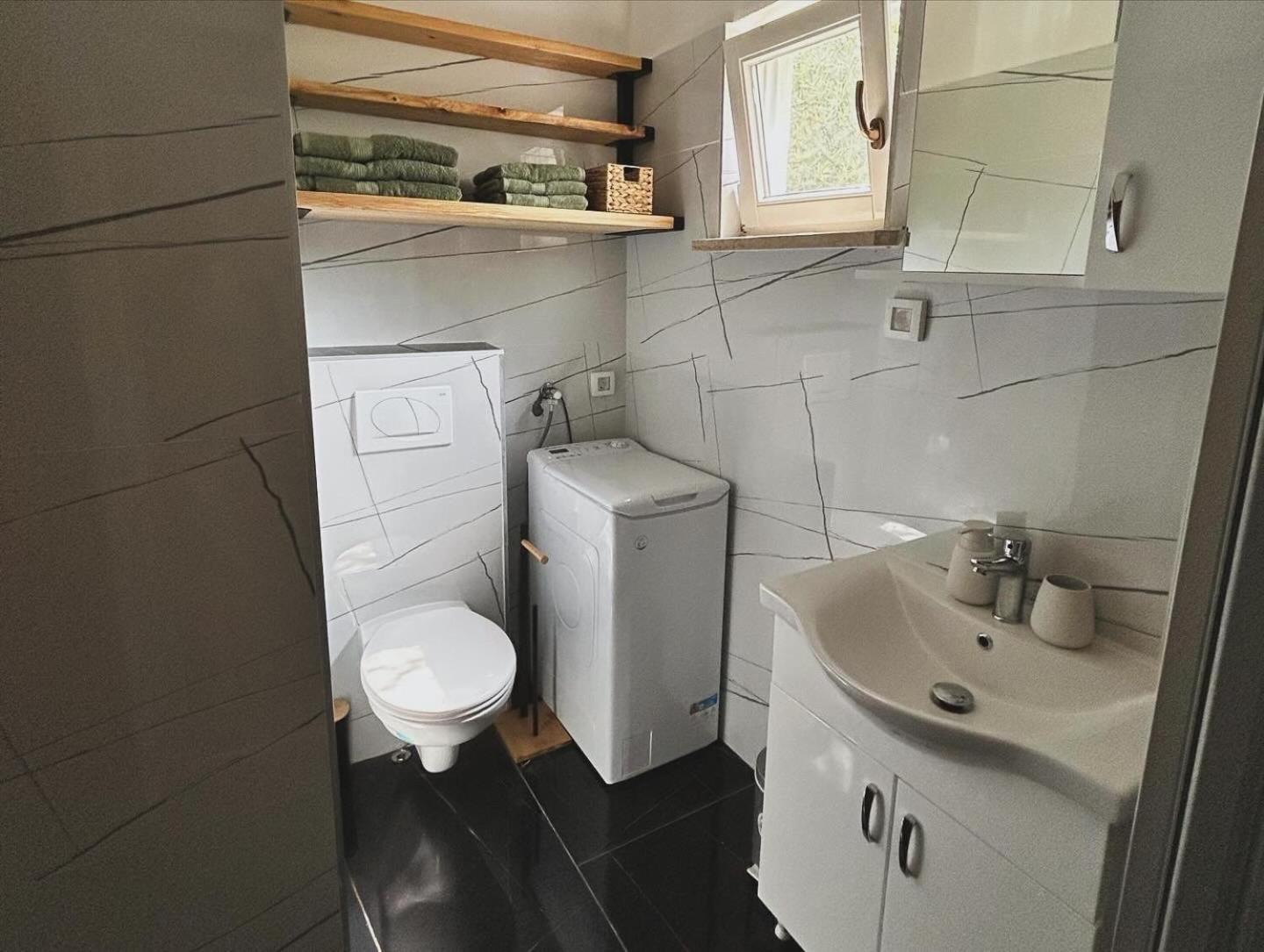 House For Rent Ulika Valbandon